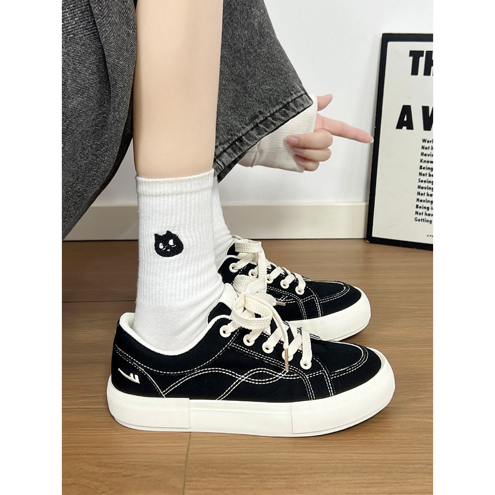 Puxar para trás sapatos de lona sapatos femininos 2026 verão novo estilo preto sapatos femininos sola macia tênis casuai