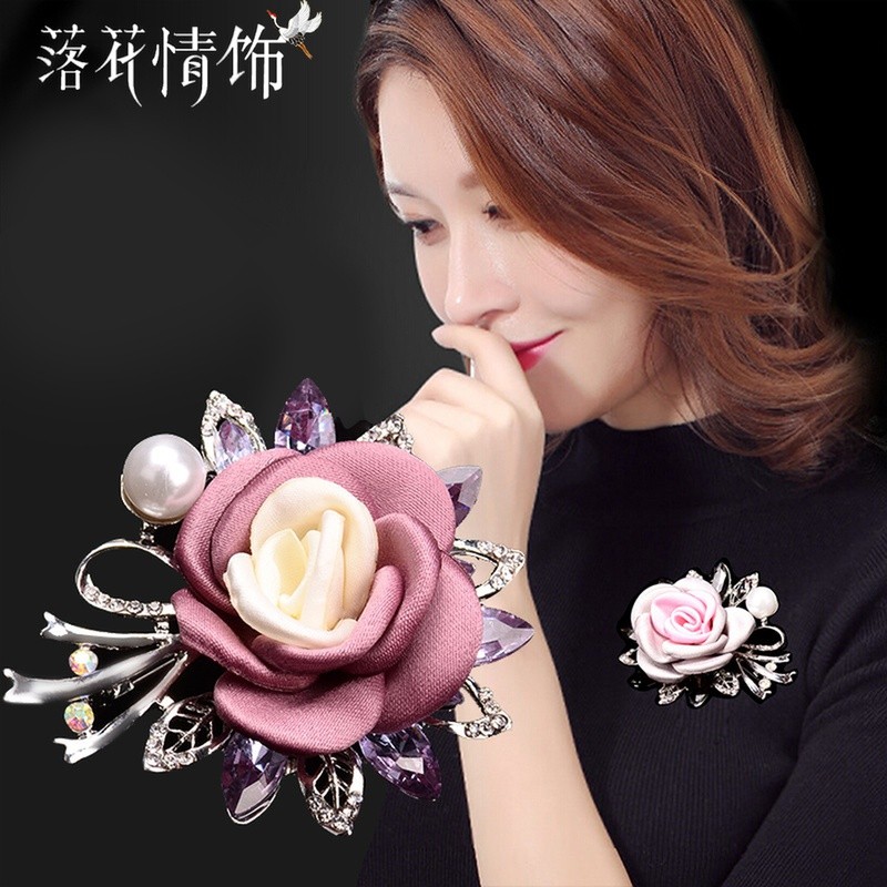 Rosa broche pino crachá acessórios casaco moda casaco feminino coreano atmosfera de luxo acessórios simple