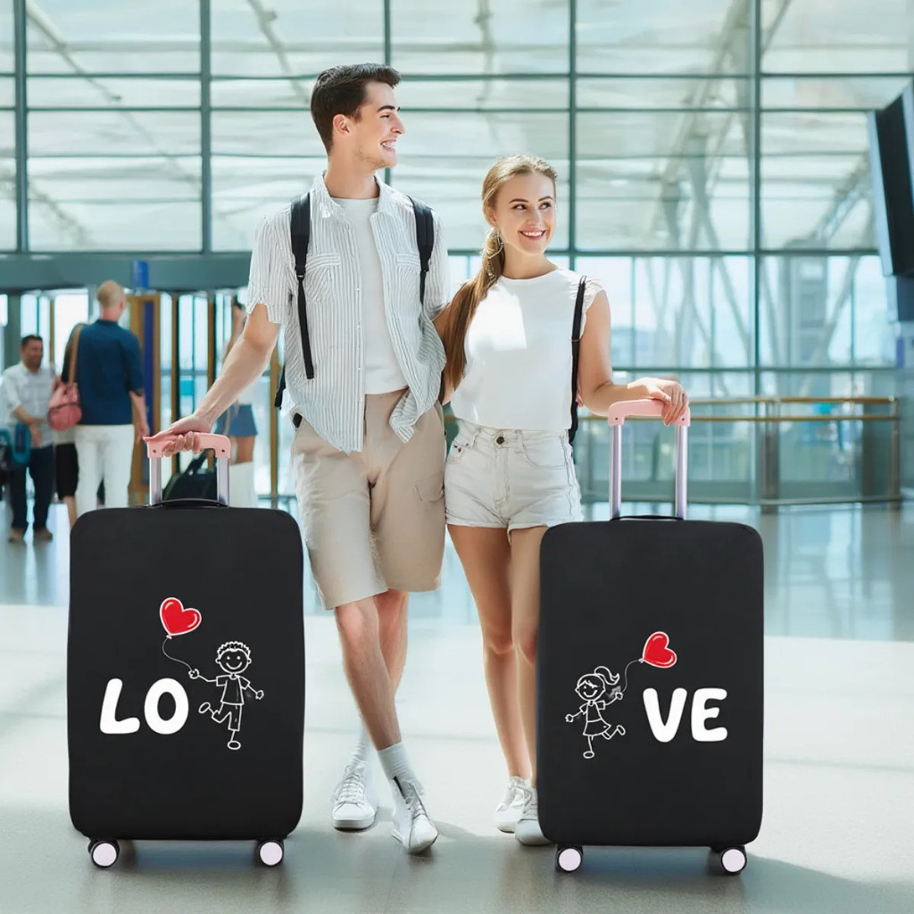 Kit 2 Capa Mala De Viagem Estampa Love Casal Namorados Especial Juntos Tecido Elástico Ajuste Perfeito Tamanho P M G