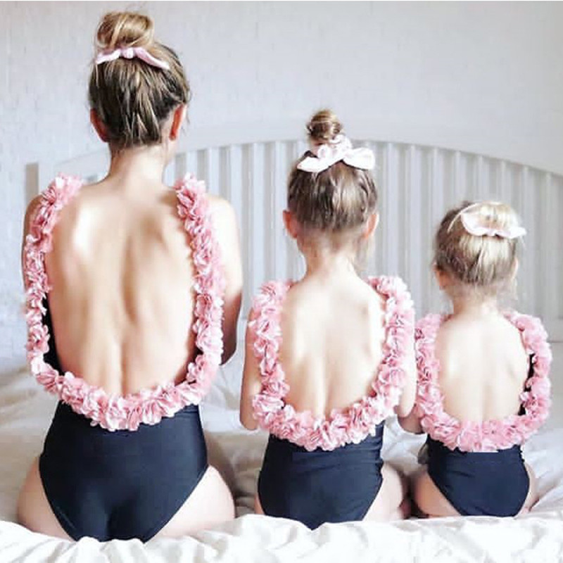 Versão coreana ins moda tridimensional flor pétala Halter volta menina mãe maiô de uma peça pai-filho Mo