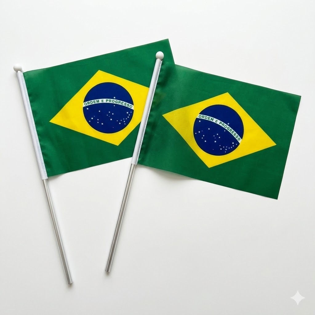 Kit 2 Bandeirinha do Brasil Com Haste Torcedor Copa do Mundo