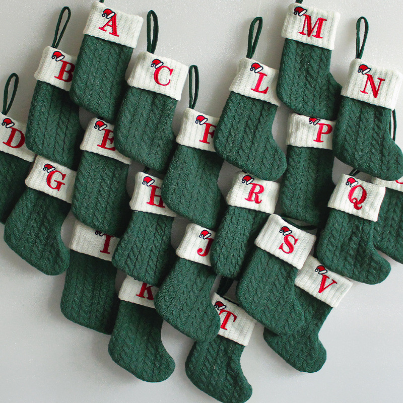 Enfeites de natal meias de malha meias de lã letras bordadas crianças saco de presente de doces verde presente de estoqu