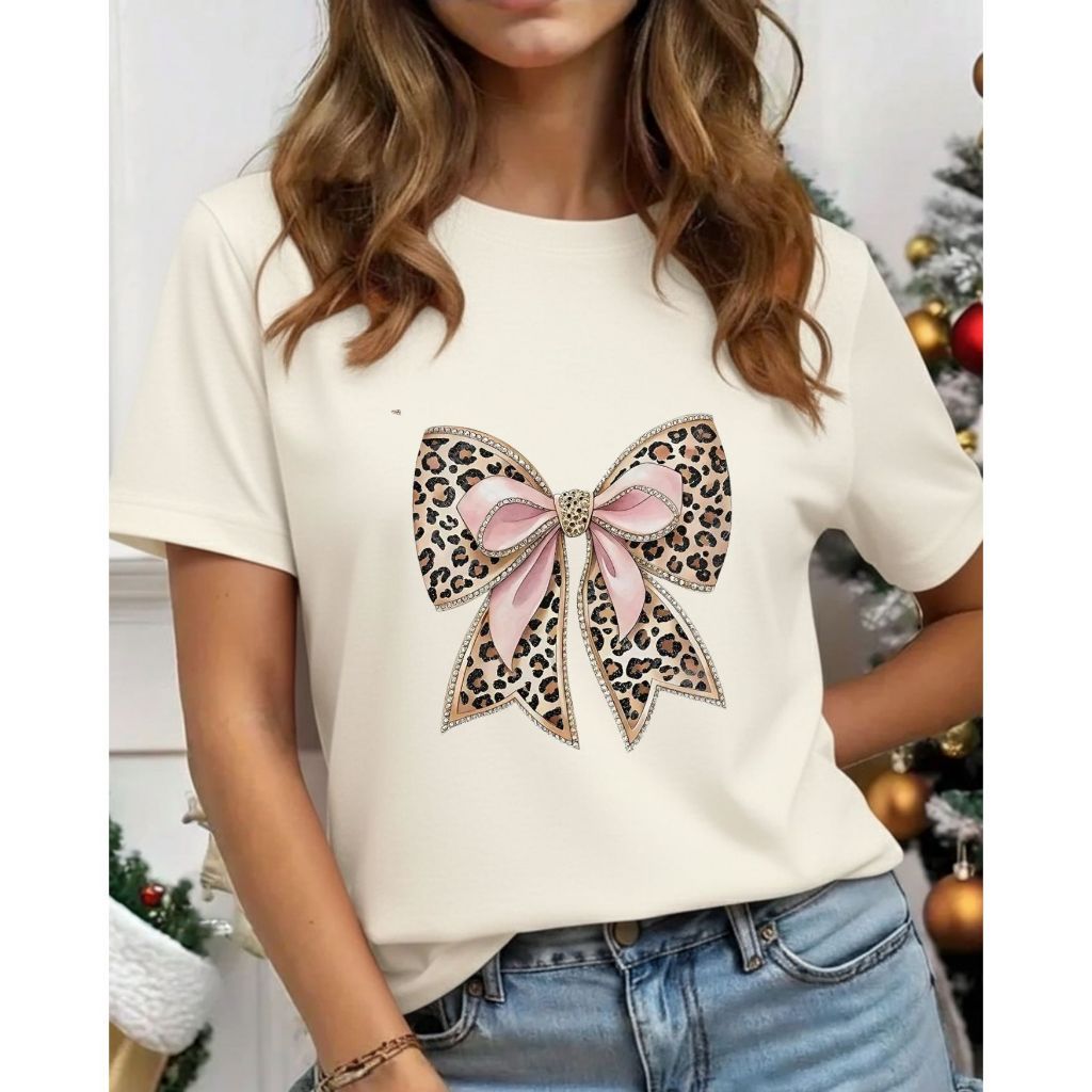 camiseta feminina laço oncinha luxo blusa rosa nude t-shirt estampa animal print leopardo pedraria shine  moda blogueira