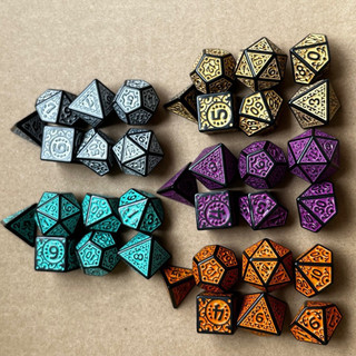 Conjunto de Dados Ocos Padrão 42741 para Jogos de Tabuleiro, Adequado para Exploradores de DND, D&D e Jogos KNET