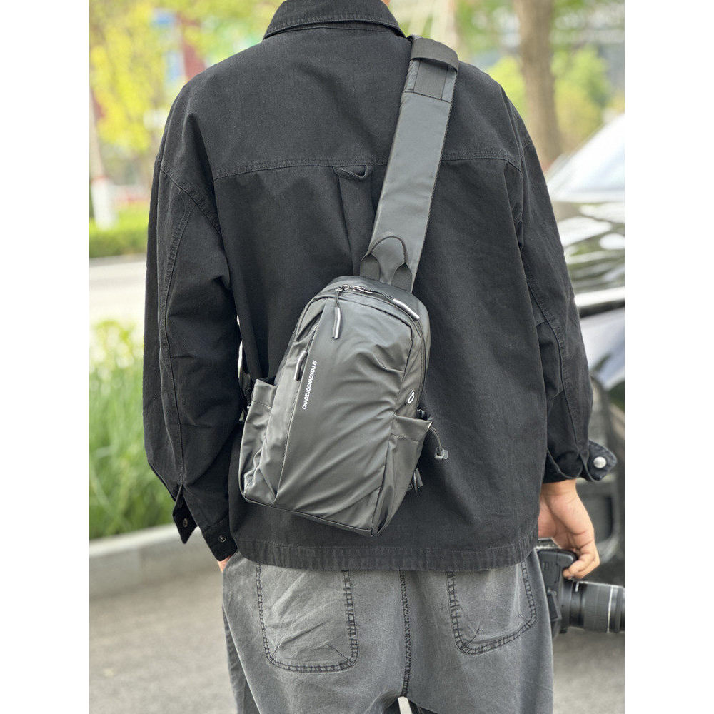 Novo estilo bolsa de peito masculina moda rua Wear bolsa de ombro saco do mensageiro esportes lazer à prova dwaterproof 