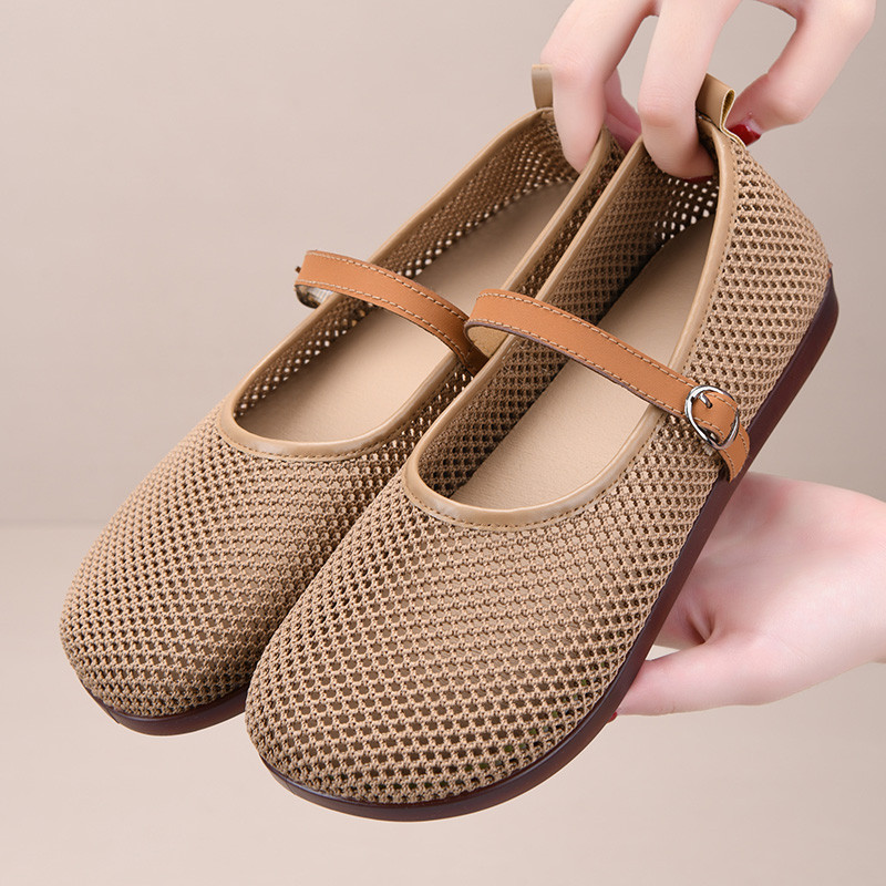 Sapatos de pano antigos de Pequim Sapatos femininos estilo verão malha respirável sapatos femininos de meia-idade sapato