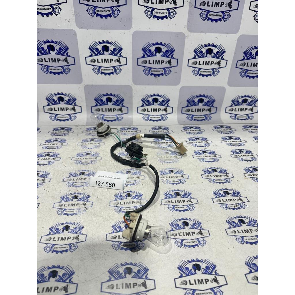 CHICOTE DA LANTERNA TRASEIRA HONDA LEAD 110 09/16 ORIGINAL