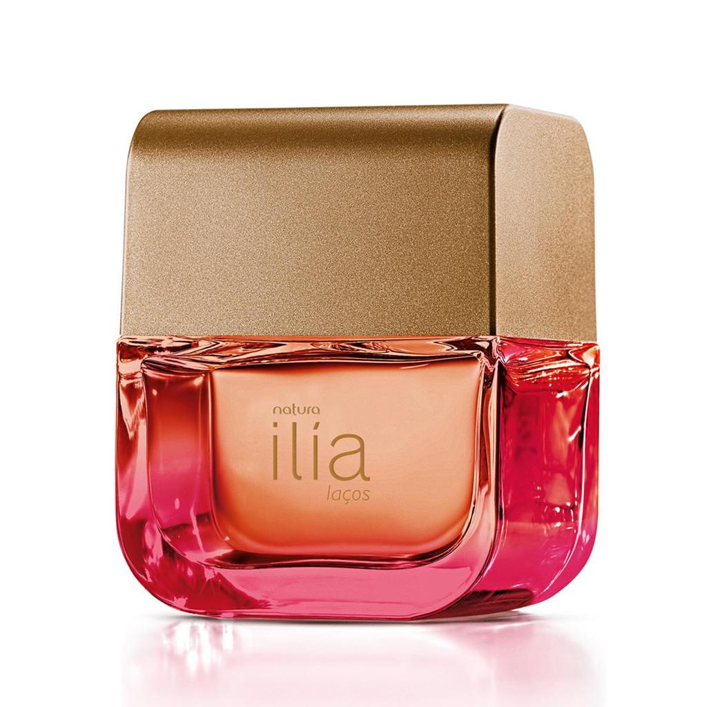 Frasco de vidro do perfume Natura Ilía Laços de 50ml com tampa dourada e líquido rosado, exibindo o nome da marca na parte frontal.