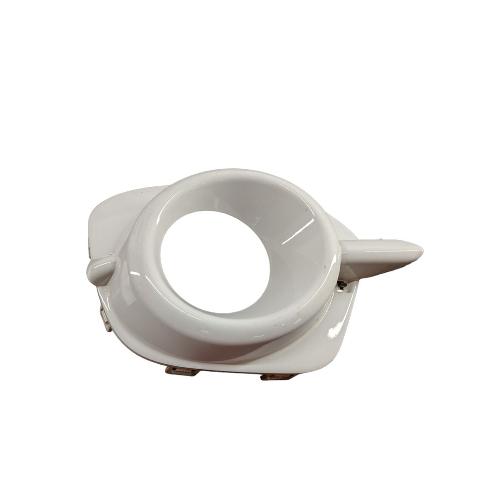 Moldura Farol Milha D.d Triton 2015 Branco Direito Acabamento
