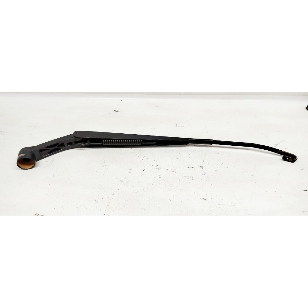 Braco Limpador Parabrisa Hilux 06/15 LE 49760
