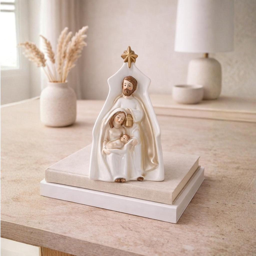 Sagrada Família Wincy Natal Porcelana 9x6x20cm Adorno