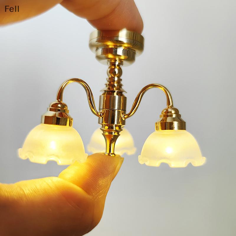 [Fel] 1 : 12 Casa De Bonecas Em Miniatura LED Lâmpada De Teto Dourada Lustre Modelo De Iluminação Para Decoração De Móve