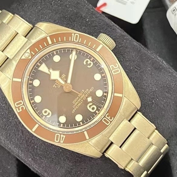 Tudor Tudor Caixa Mecânica Automática Bronze Marrom Gradiente Dial Diâmetro 39mm