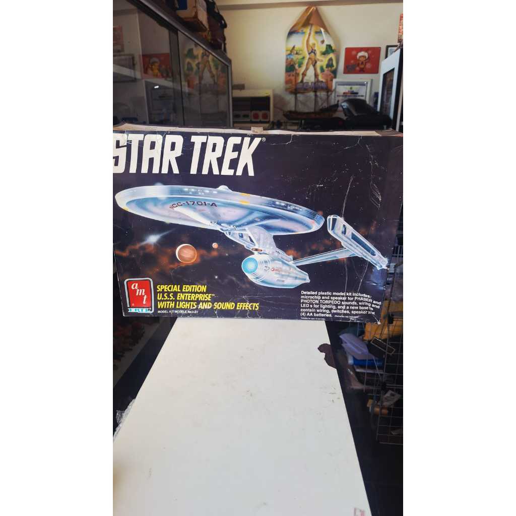 Kit Vintage Star Trek U.S.S. Enterprise AMT/ERTL Edição Especial - Com Som e Luz (1991)