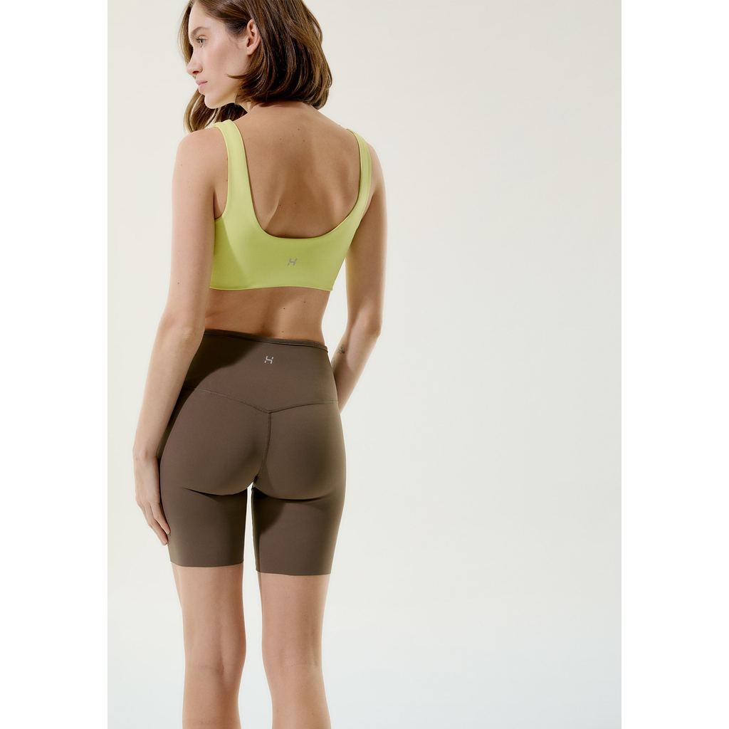 Bermuda Ciclista Feminina 6 Bolsos Com Corte A Laser