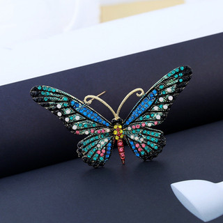 Versão coreana Retro senhoras High-End senhoras borboleta diamante broche camisola terno casaco All-Match elegante Corsa