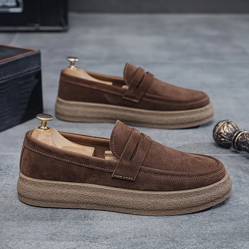 Mocassim Masculino Slip On Casual Marrom/Preto Solado Alto Texturizado Confortável Uso Diário