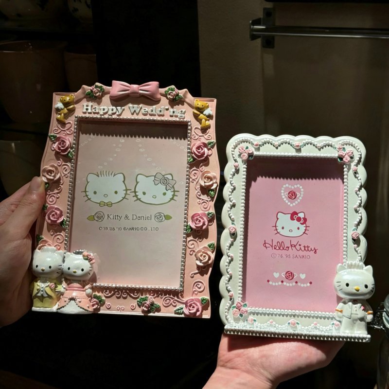 [JJ HOME] Hello Kitty HelloKitty Moldura de resina para fotos de casal, armazenamento de fotos, casamento, troca de pres