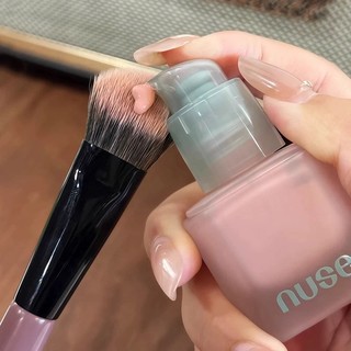 Pincel Destiny Blush Líquido!Blush Brush Slope Face Color Brush Portátil Maquiagem Artista Pincel de Contorno Dedicado