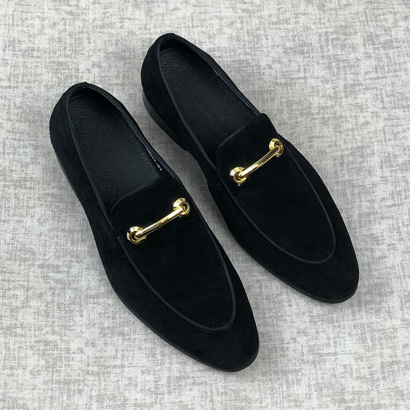 Sapatos masculinos de couro de camurça da moda com capa de couro genuíno, sapatos masculinos de couro Nubuck, bico fino 
