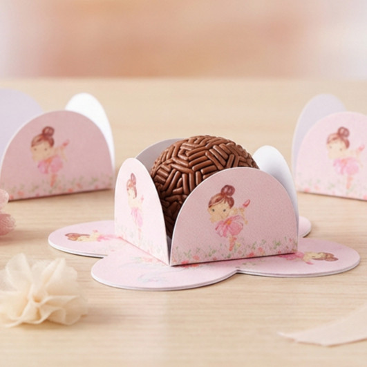 100 Forminhas Brigadeiro Docinho 4 Pétalas Bailarina Para Festas Aniversários Eventos Doces Confeitaria Balé Menina