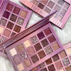 Paleta De Sombras Soft Nude 18 Cores Variadas