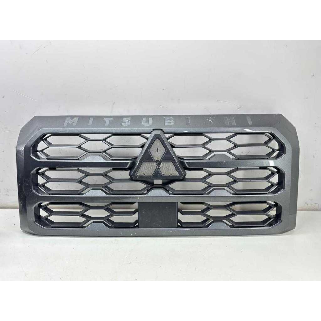 grade central mitsubishi L200 triton sport 2024 2025 2026