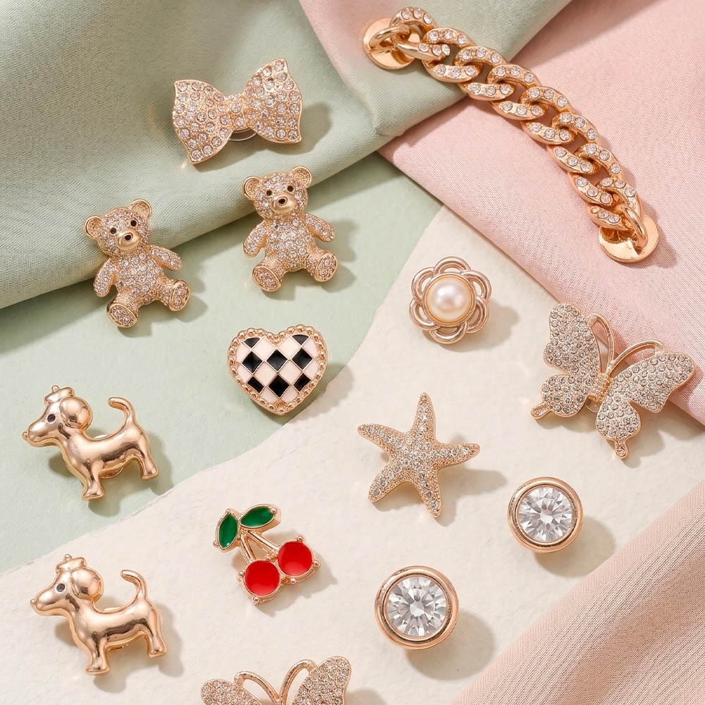 Kit 12 e 8 Pins para Babuche Feminino Enfeites Bottons Decorativos Estilosos Coloridos Fashion