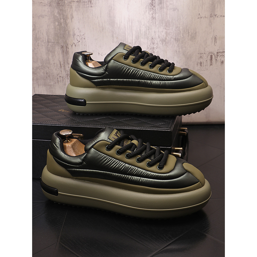 Sapatos de pão masculinos novo estilo de sola grossa aumentando sapatos masculinos confortáveis casuais na moda sapatos