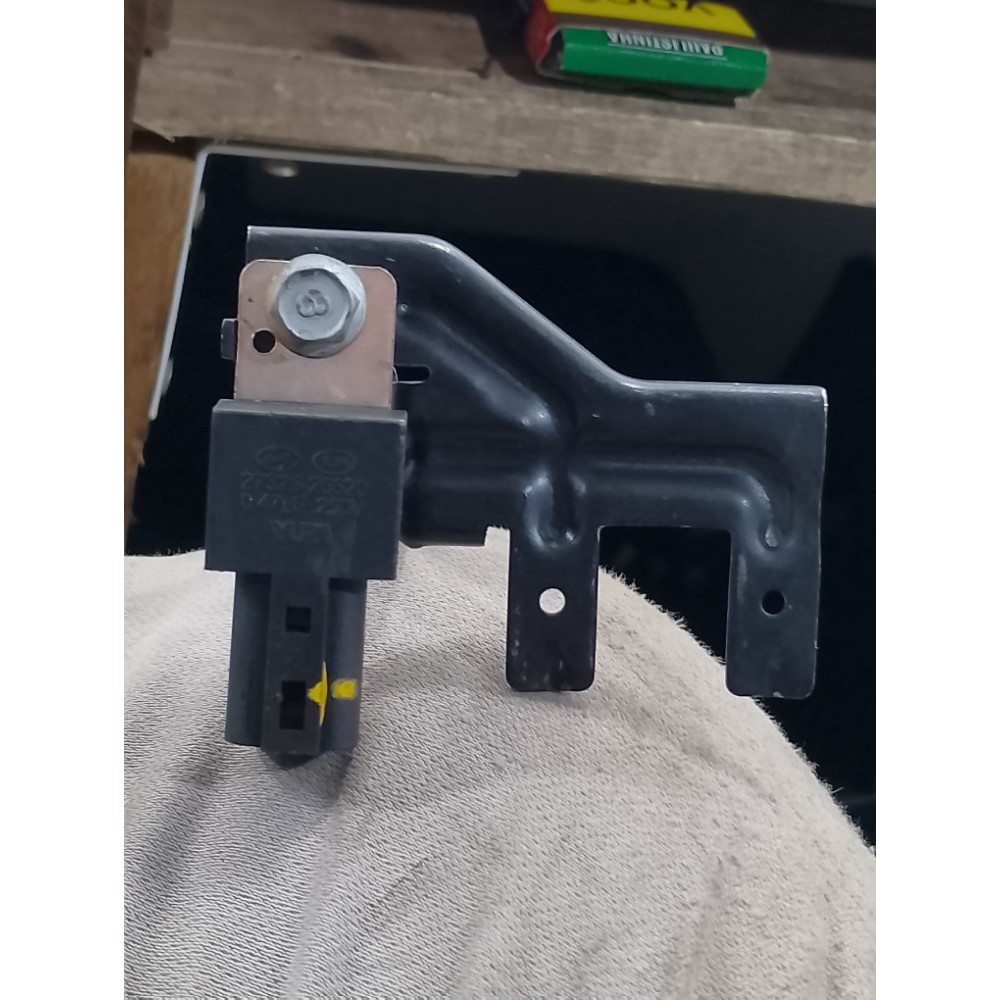 Sensor Ignição Relé Bobina 1.0 Hyundai Hb20 2021 A 2021 Preto