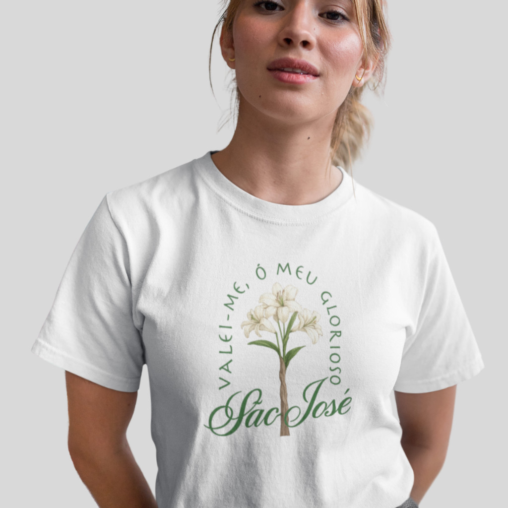 Camiseta Feminina Cristã Estampa São José Delicada T-Shirt Confortável e Leve Algodão 100%