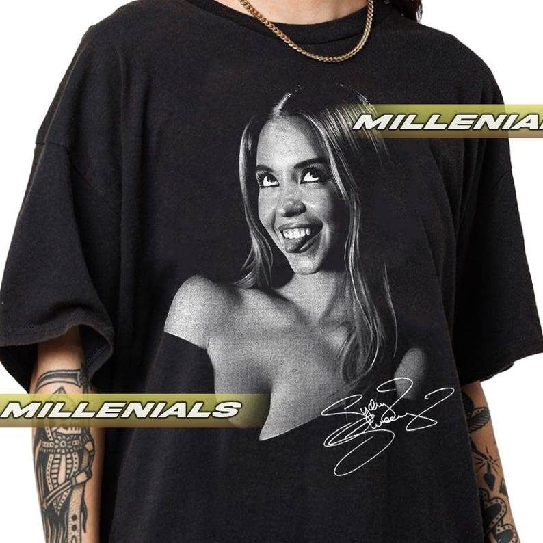 Camiseta Sydney Sweeney Gráfica Unissex Premium Atemporal Estilosa Moda