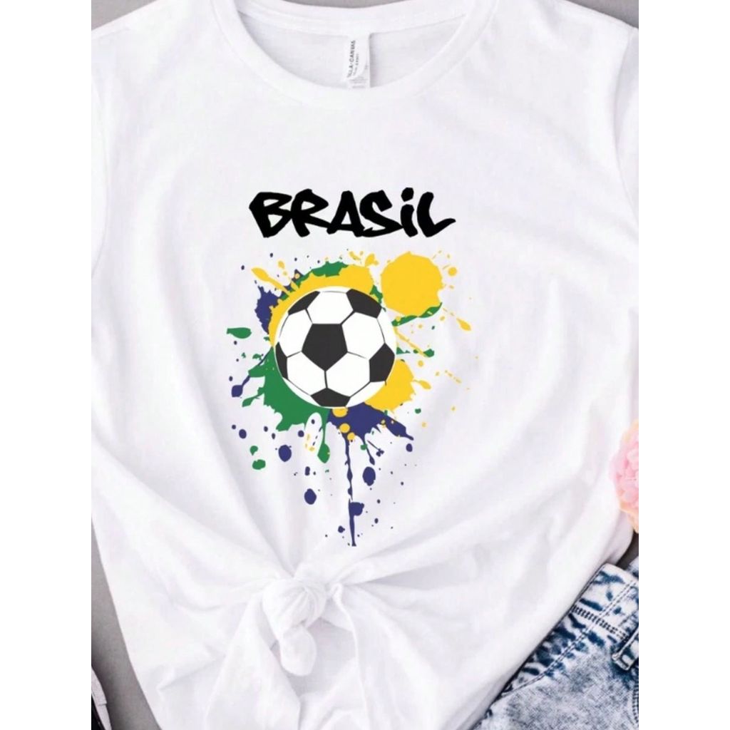 Camiseta Feminina Brasil Copa do Mundo Bola de Futebol T-shirt Camisa Blogueira Lançamento Barato