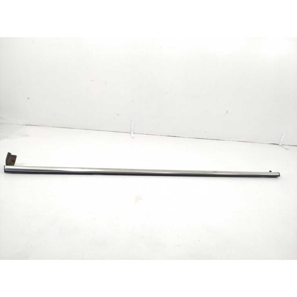 Friso Traseiro Esquerdo Citroen C4 Grand Picasso 2008