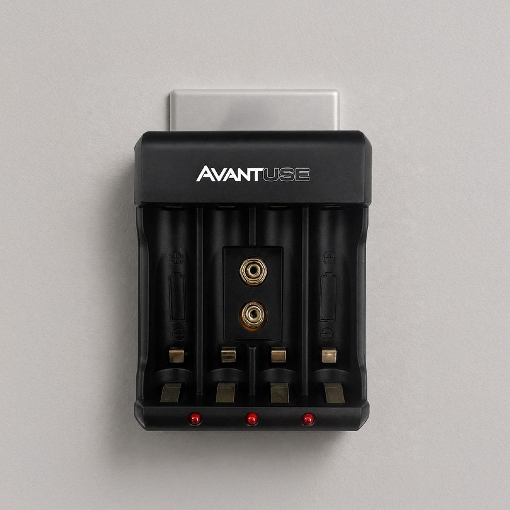 Carregador De Tomada Para 4 Pilhas Recarregáveis AA / AAA / 9V 110/220v Bivolt Cod: 408261012 Avant Use