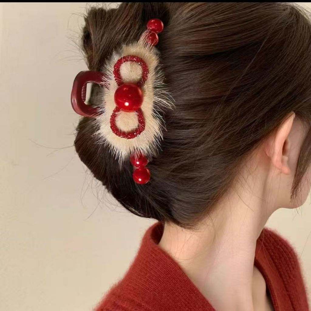 Presilha de Cabelo Festiva de Ano Novo Vermelha de Pelúcia com Pérolas para Mulheres 2026, Presilha para Penteados Colet