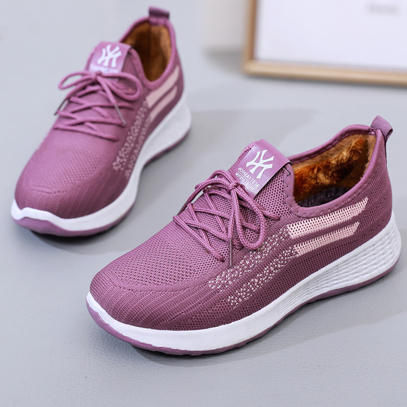 Velho pequim sapatos de pano sapatos femininos velo-velo sapatos de algodão quente inverno novos sapatos casuais mãe sap