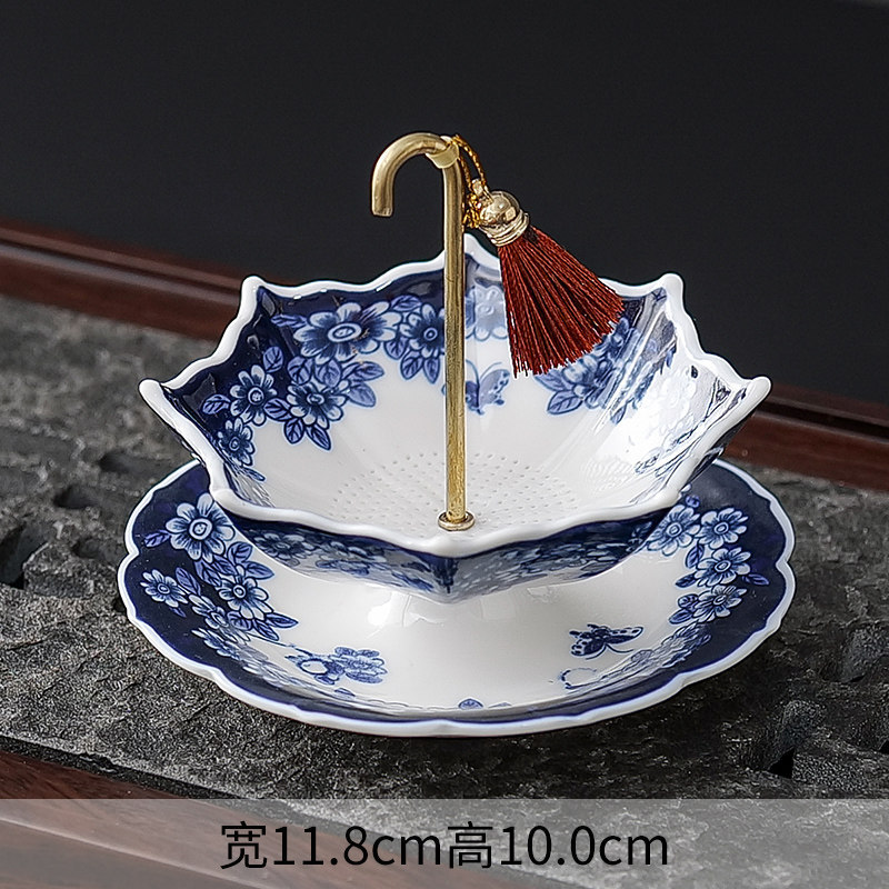 Filtro de chá de porcelana branca azul pêndulo de chá giratório bonito feito à mão
