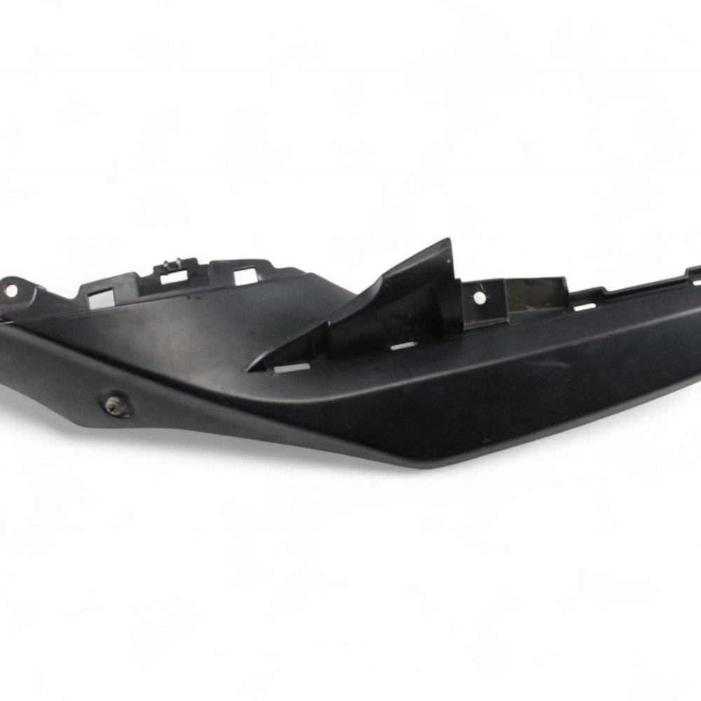 Acabamento Superior Carenagem Lateral Esquerda Suzuki Gsxr Srad 1000 11-16