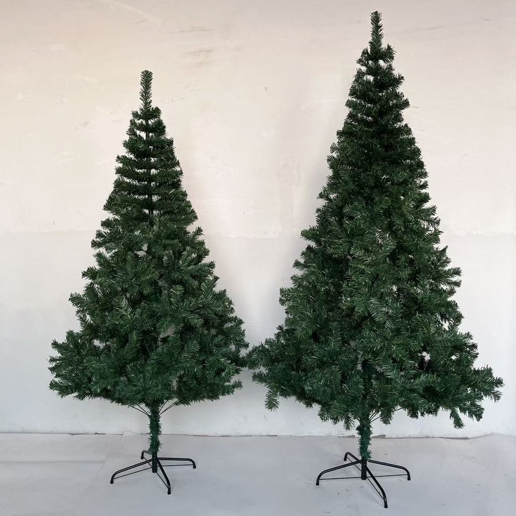 Árvore de Natal 2,40 m 1450 Galhos ou 3,00 m 1750 Galhos