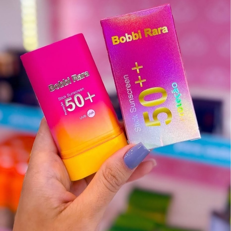 Primer Com Protetor Solar Facial em Stick FPS 50 + Bobbi Rara – Toque Seco, Alta Proteção UVA/UVB