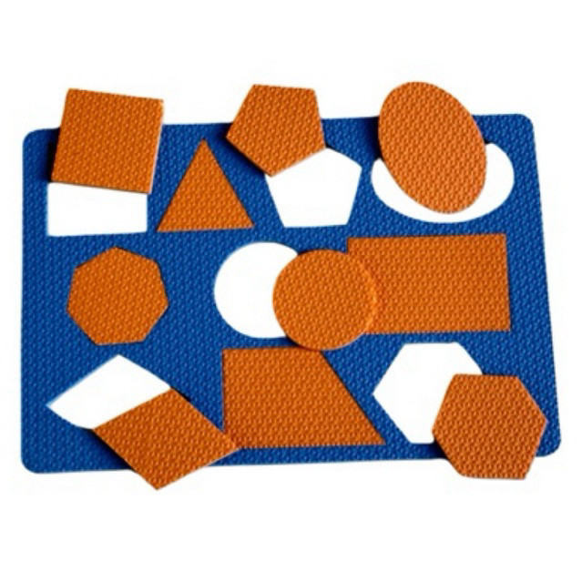 Brinquedo Pedagógico Formas Geométricas  Tabuleiro Tatame 21x31cm, escola