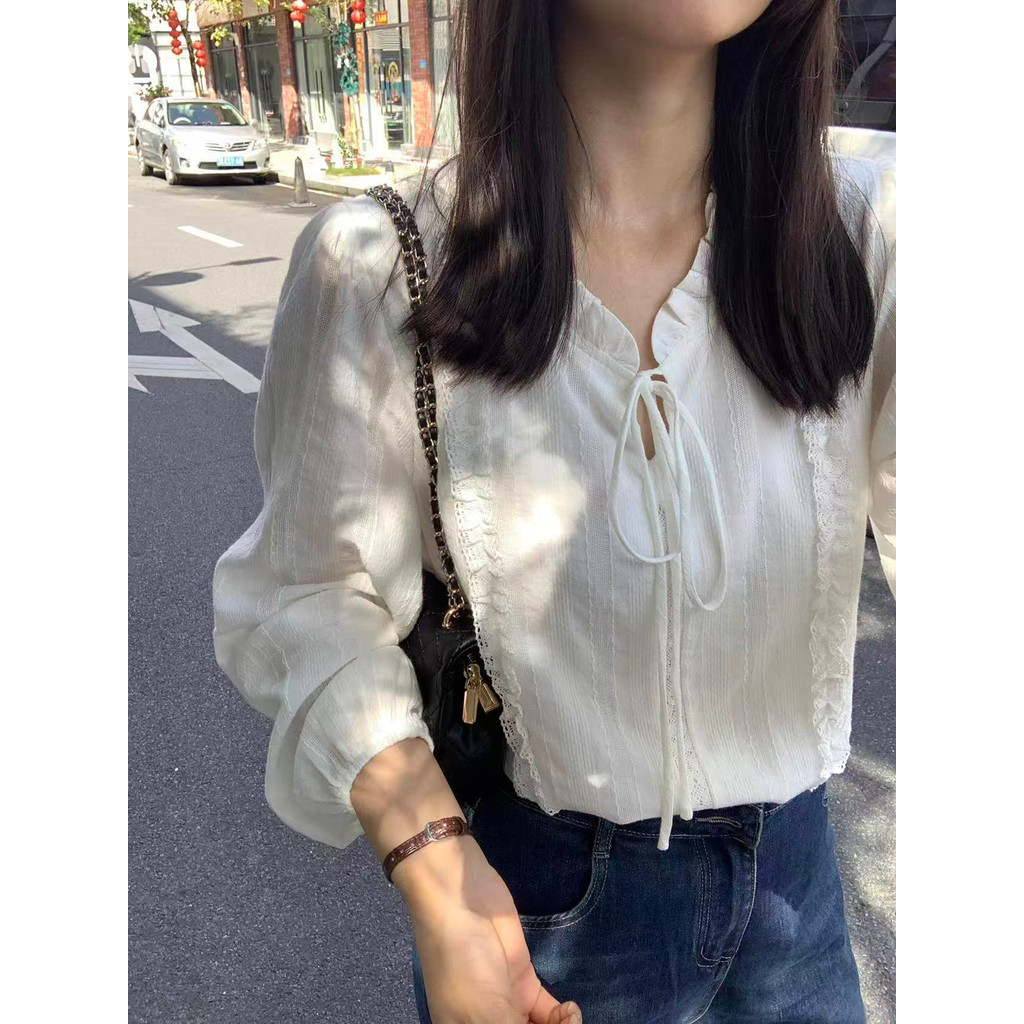 Francês estilo suave branco rendas camisa feminina outono estilo coreano temperamento camisa redutora de idade Commuter