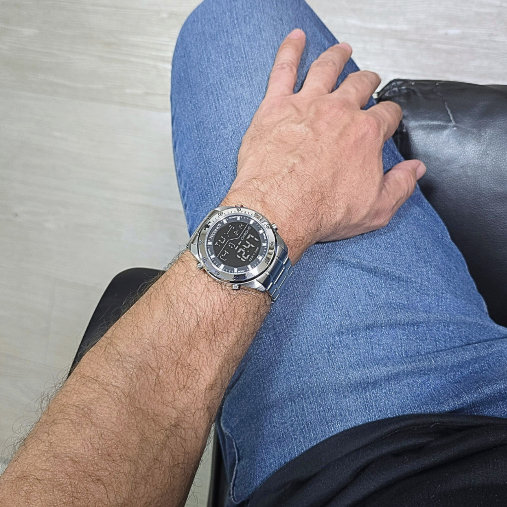 Detalhes do Relógio Technos Digital Masculino Prateado BJ3589AA/1K