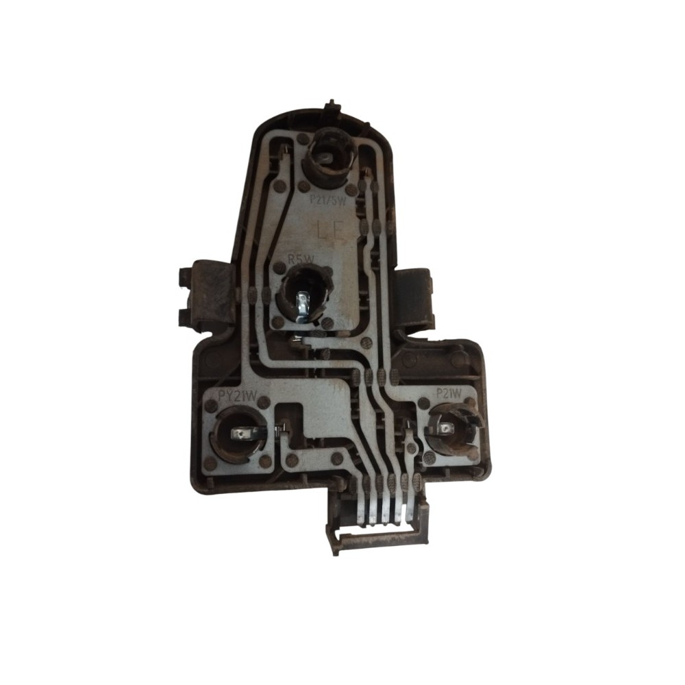 Circuito lanterna traseira esquerda vw gol 2000 a 2005 G3