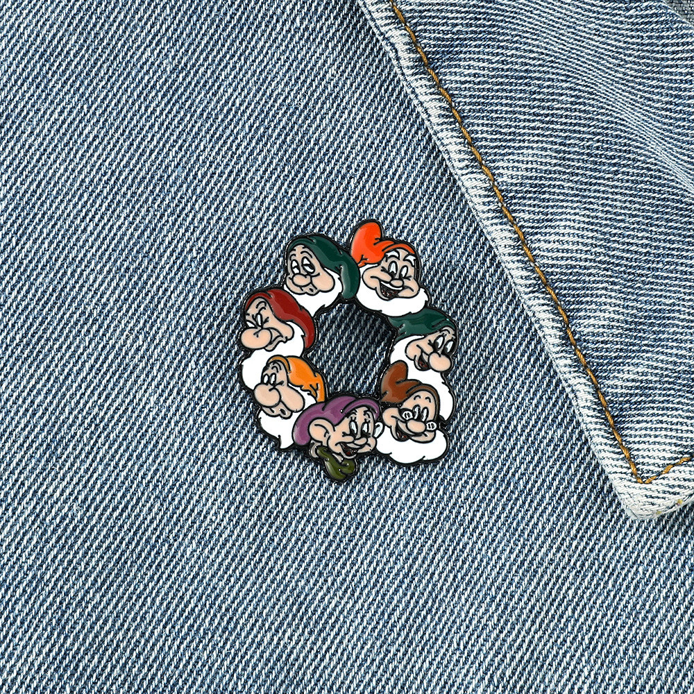 Mercadoria de Personagens de Desenho Animado Broche dos Sete Anões Anel de Anão Avatar Acessório de Distintivo de Metal