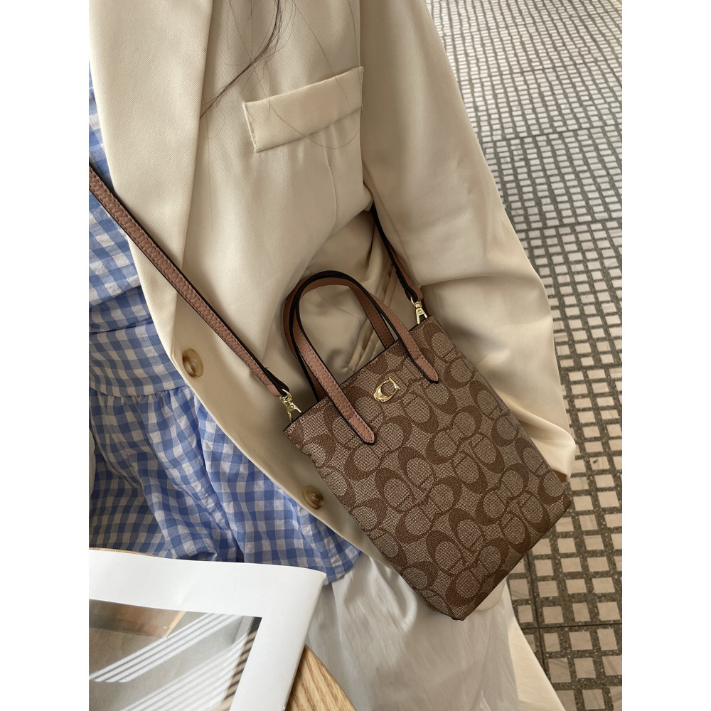 Bolsa mensageiro de ombro feminina leve Mini bolsa pequena para celular em Oferta na Shopee