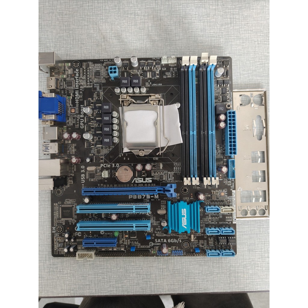 Placa-mãe Asus P8B75-M adequada para LGA 1155 DDR3