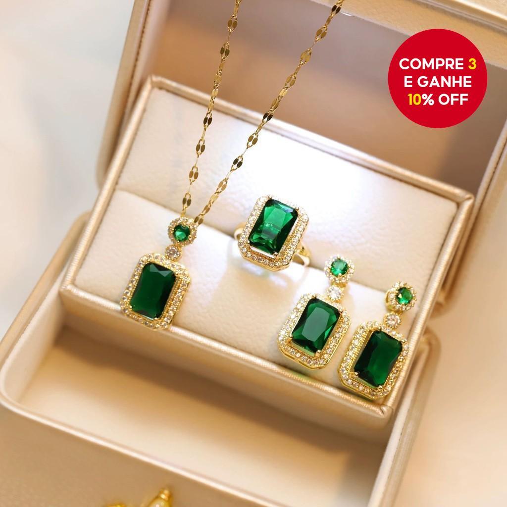 Conjunto Retrô Esmeralda Com Temperamento Luxuoso E Moderno , Anel , Brinco Pingente Em Três Peças