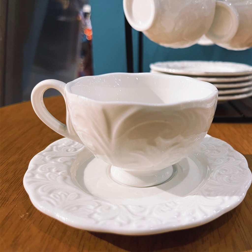 Kit Xícaras Café Porcelana 12 Peças Completo - Pires Inclusos - Elegância e Estilo